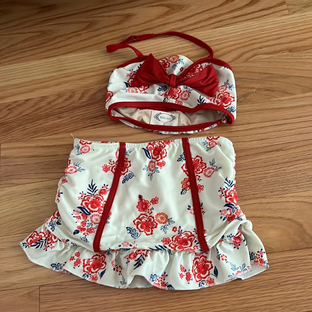 Joyfolie swimsuit size 6